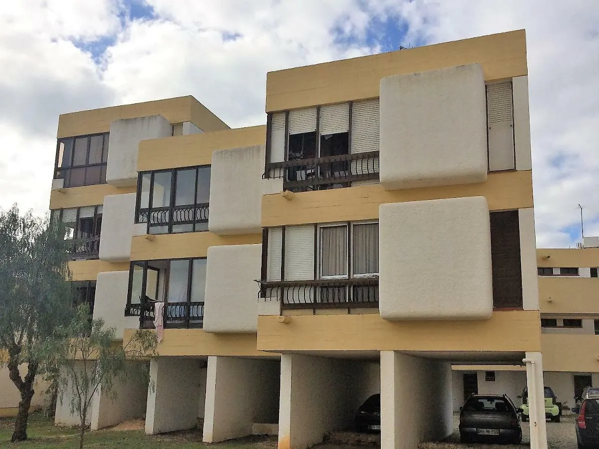 Cozy Apartment At Praia Da Oura Albufeira Portugal